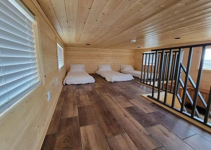 077 Tiny Nr Grand Canyon South Rim Sleeps 8 Chalet Valle